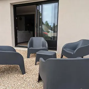 Appartement Rez De Jardin Proche De La